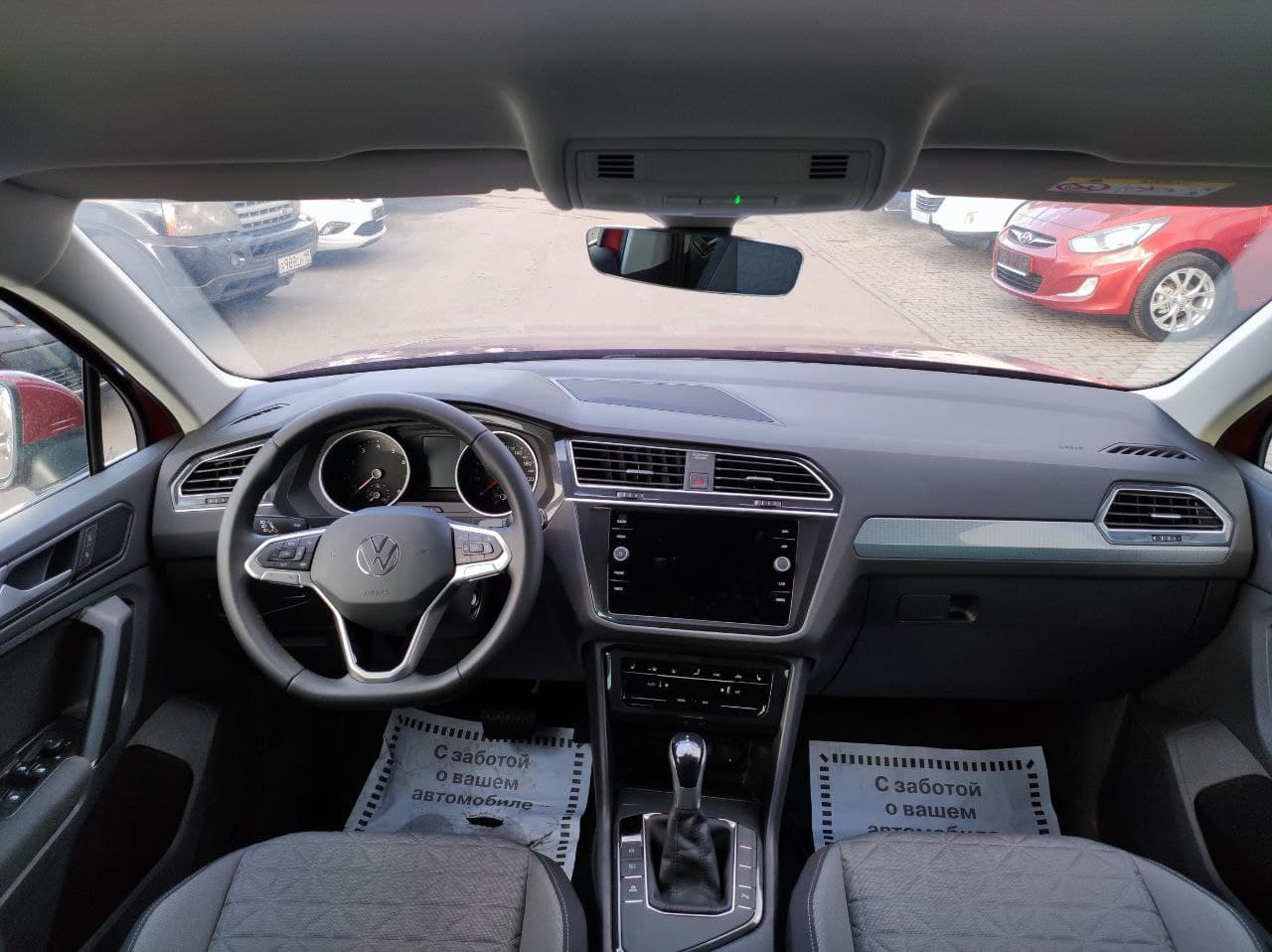 VOLKSWAGEN Tiguan миниатюра 6