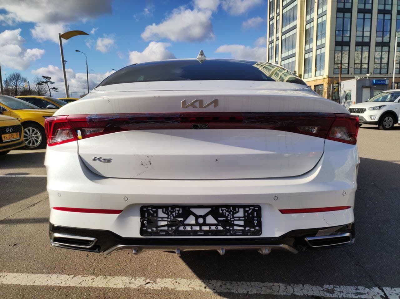 KIA K5 миниатюра 3
