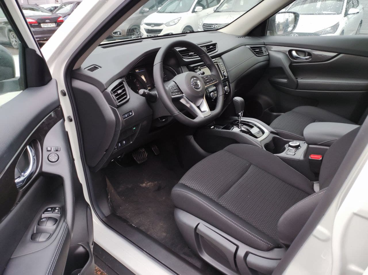 NISSAN X-TRAIL NEW миниатюра 5