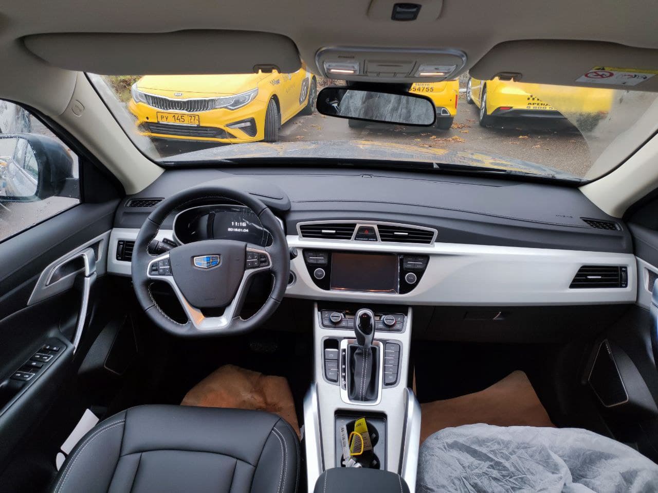 GEELY Atlas миниатюра 6