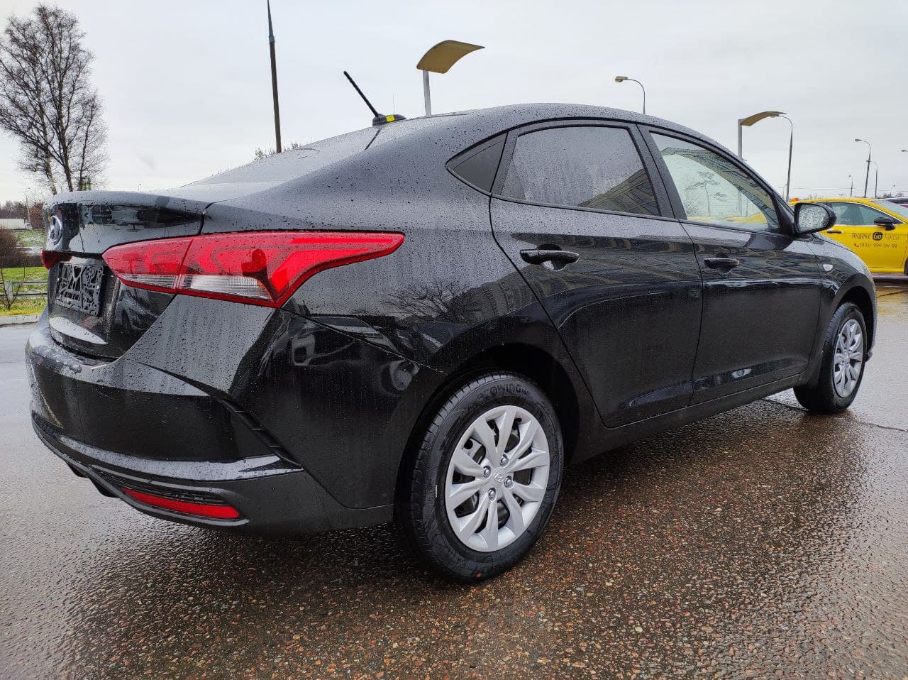 HYUNDAI Solaris миниатюра 3