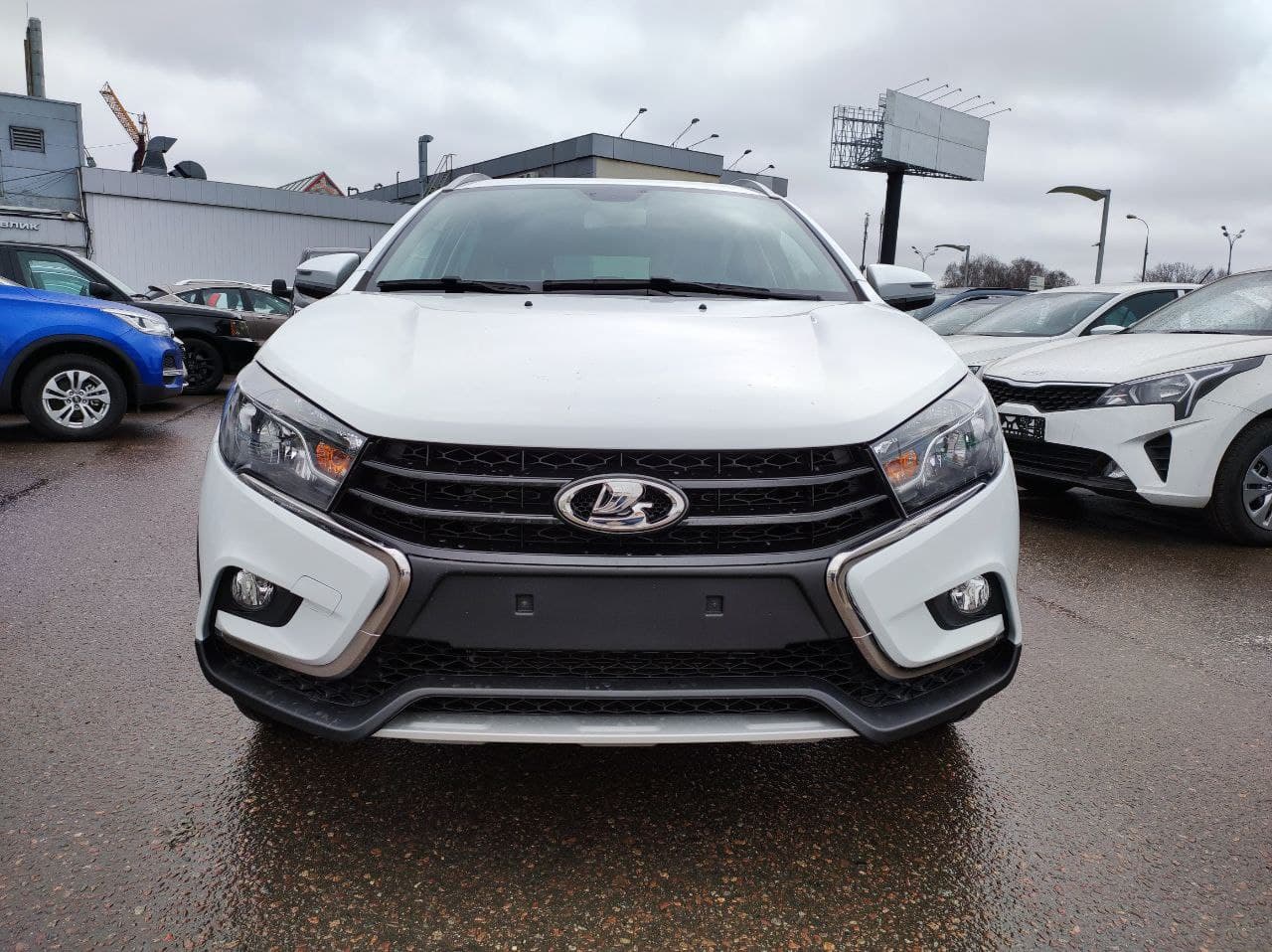 LADA Vesta SW Cross миниатюра 2