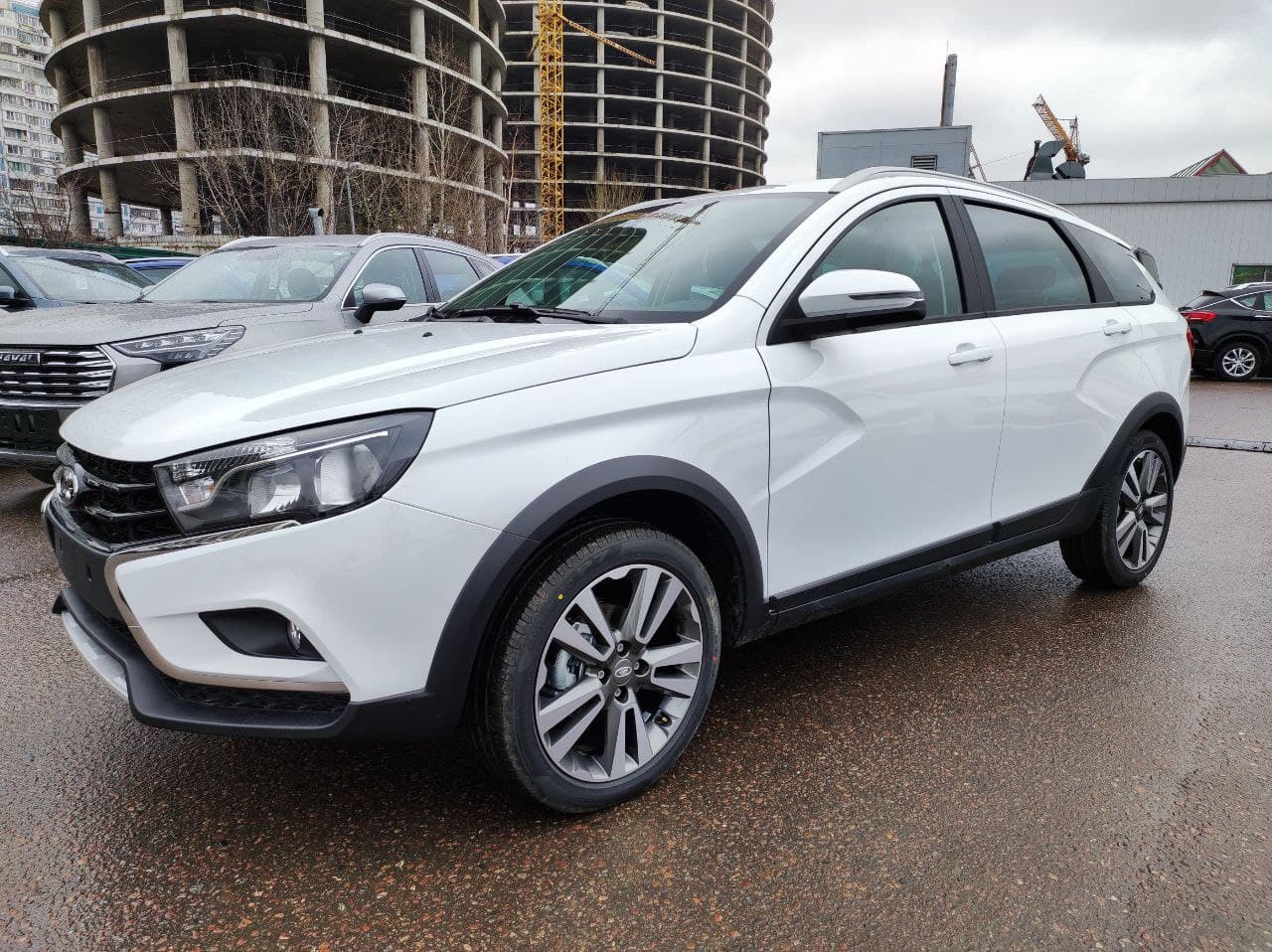 Превью LADA Vesta SW Cross