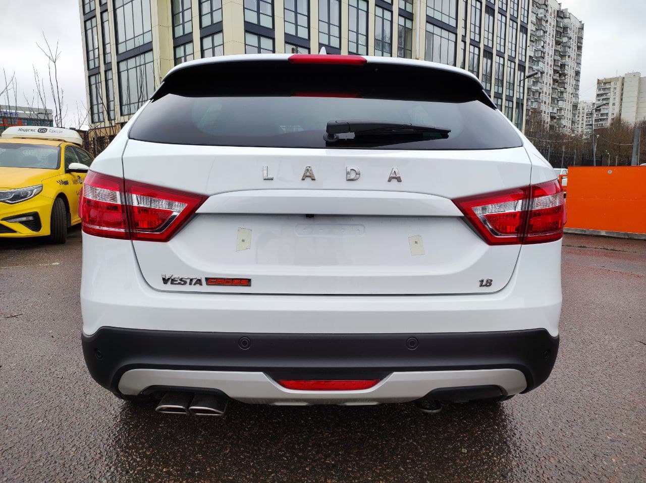 LADA Vesta SW Cross миниатюра 4
