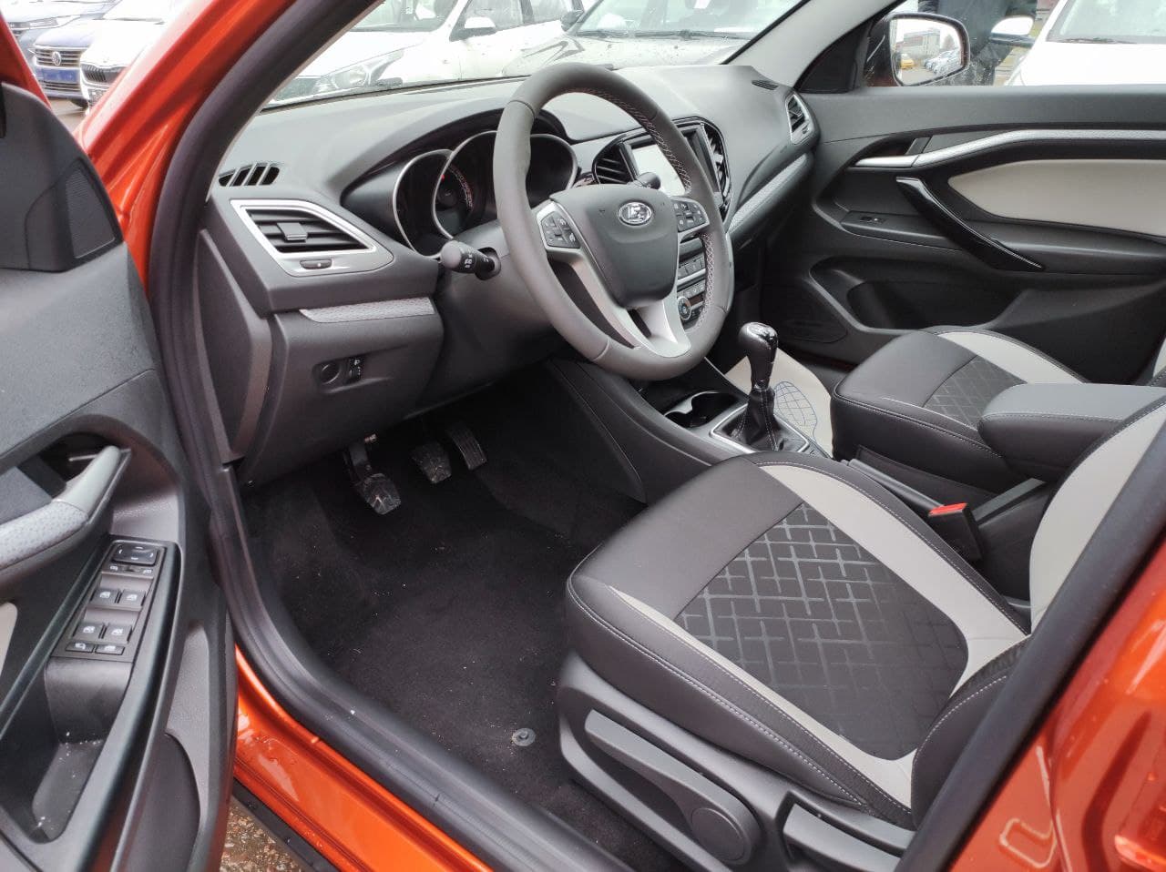 LADA Vesta SW Cross миниатюра 5