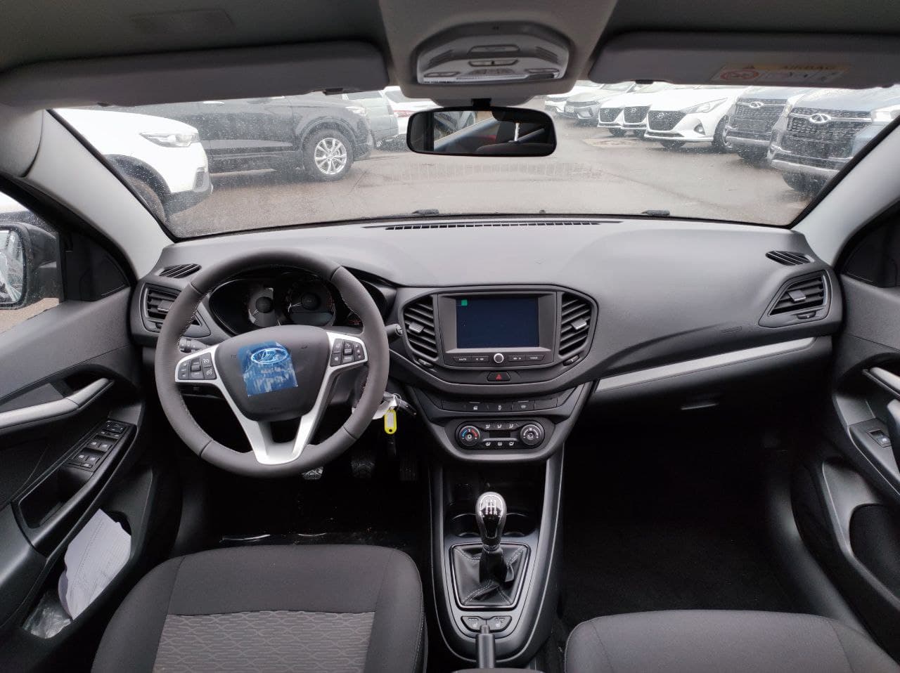 LADA Vesta миниатюра 6