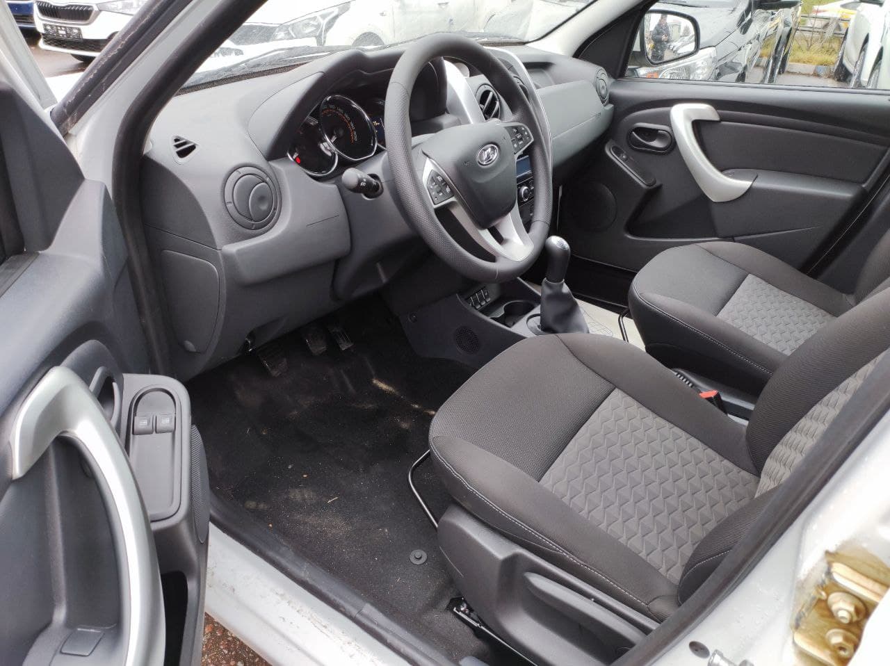 LADA Largus New 7 мест миниатюра 5