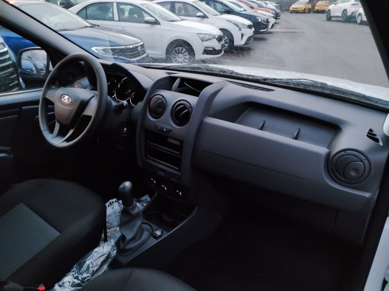 LADA Largus Фургон миниатюра 4