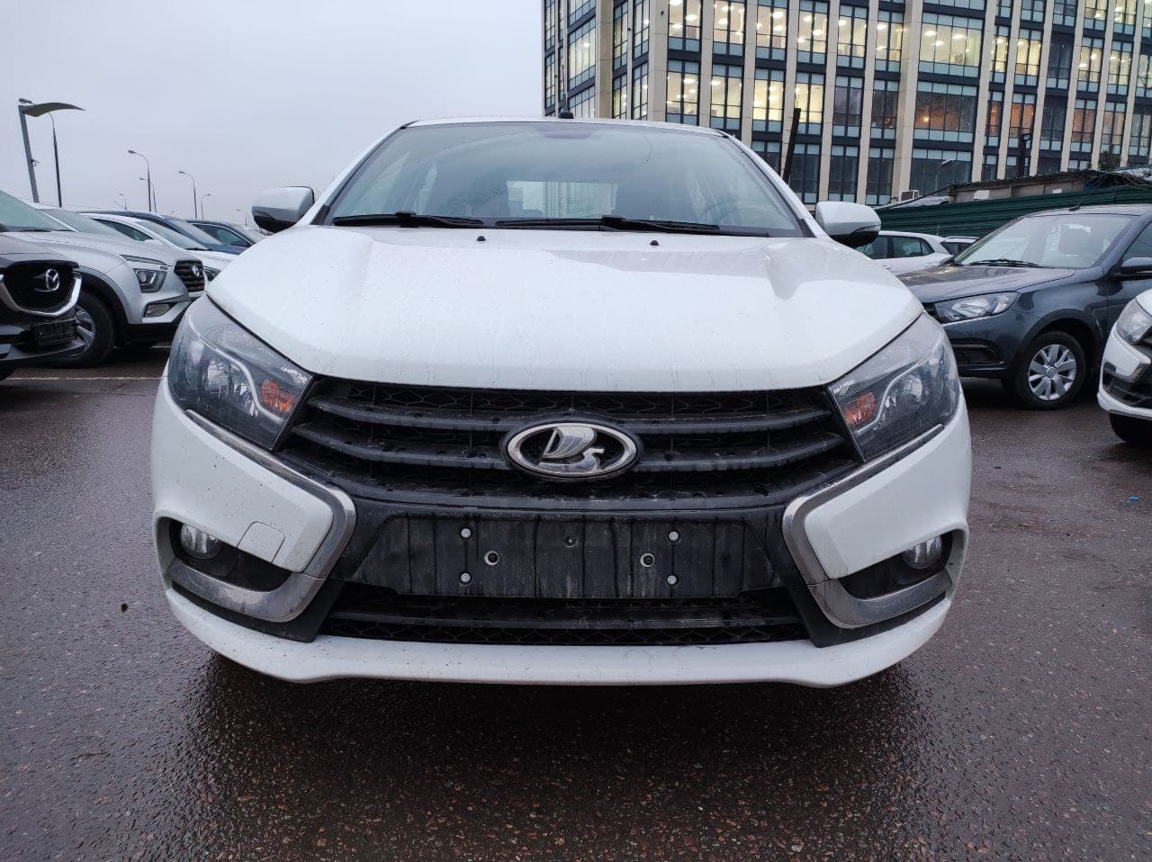 LADA Vesta миниатюра 2