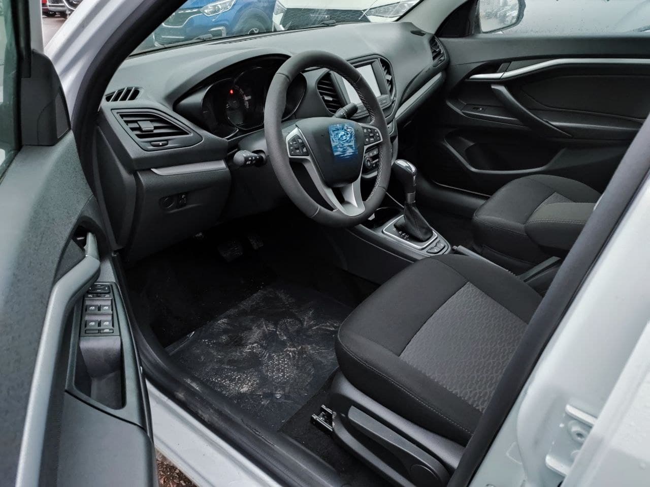 LADA Vesta миниатюра 5