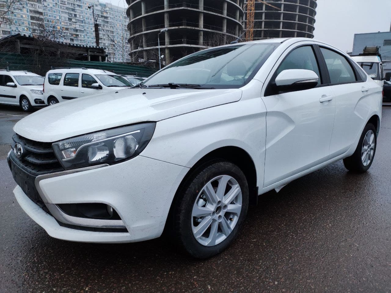 Превью LADA Vesta