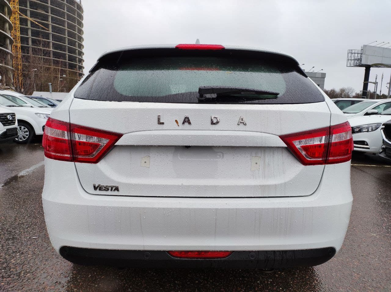 LADA Vesta SW миниатюра 4