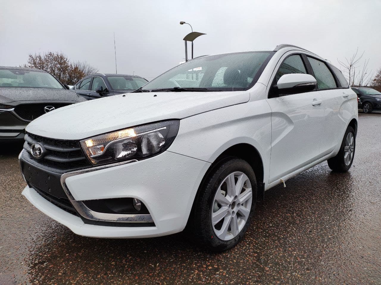Превью LADA Vesta SW