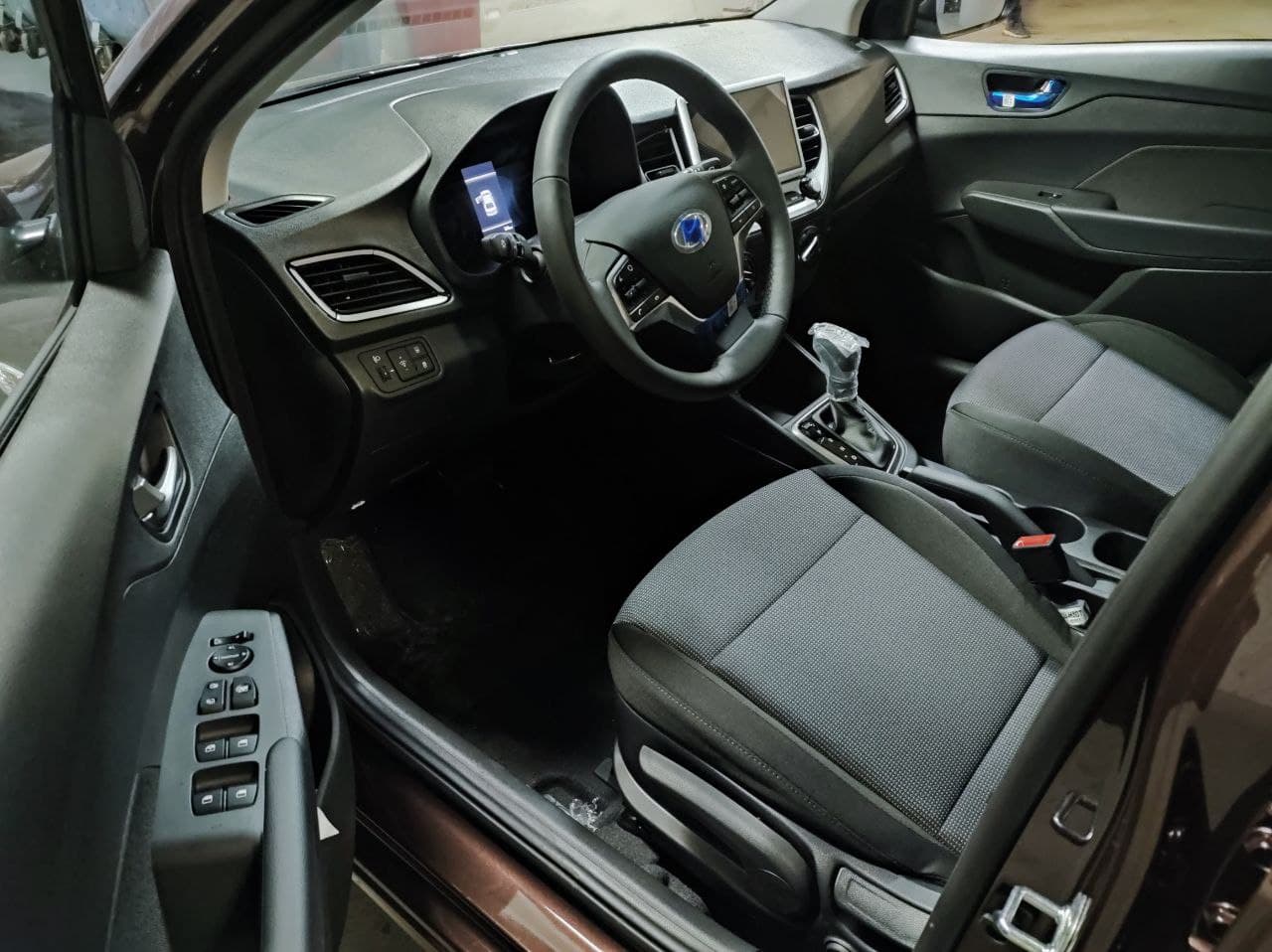 HYUNDAI Solaris миниатюра 7