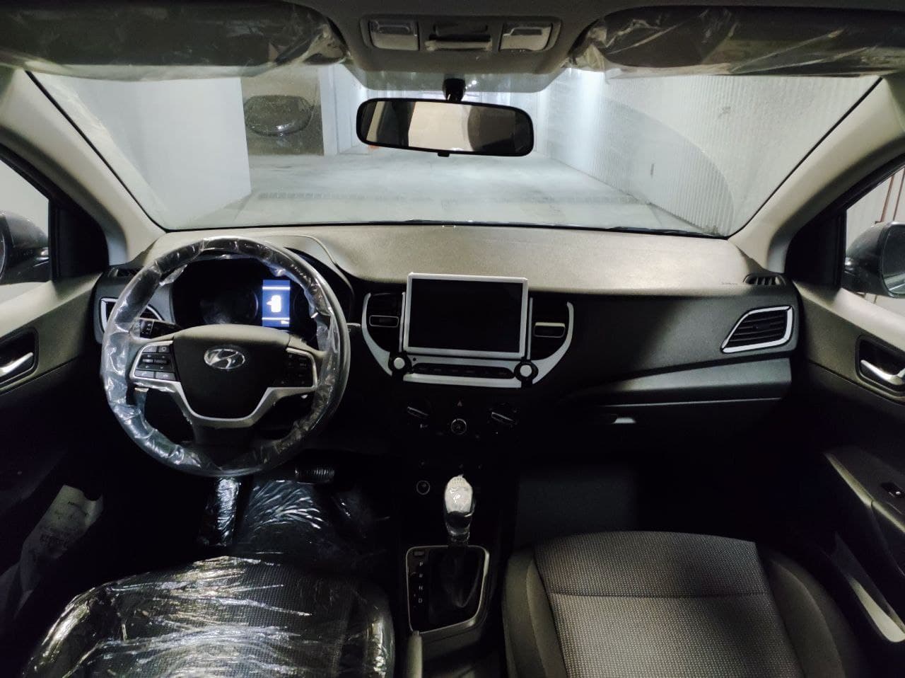 HYUNDAI Solaris миниатюра 6