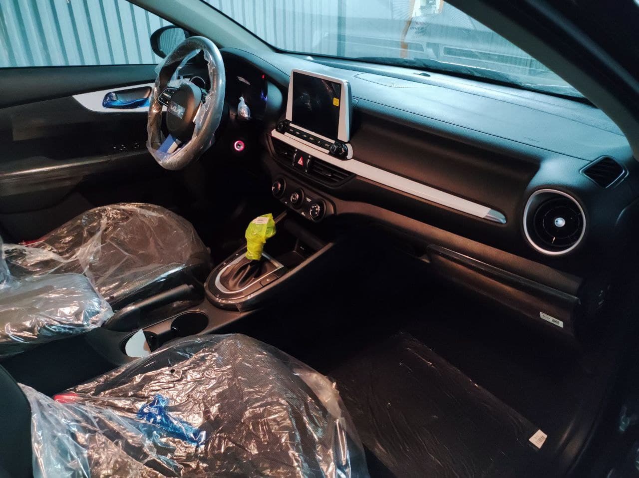 KIA Cerato миниатюра 9