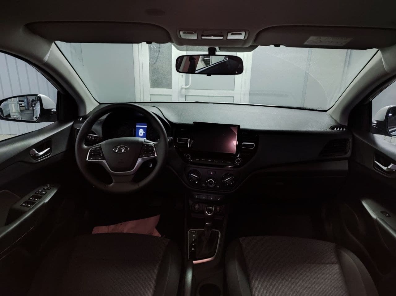 HYUNDAI Solaris миниатюра 8