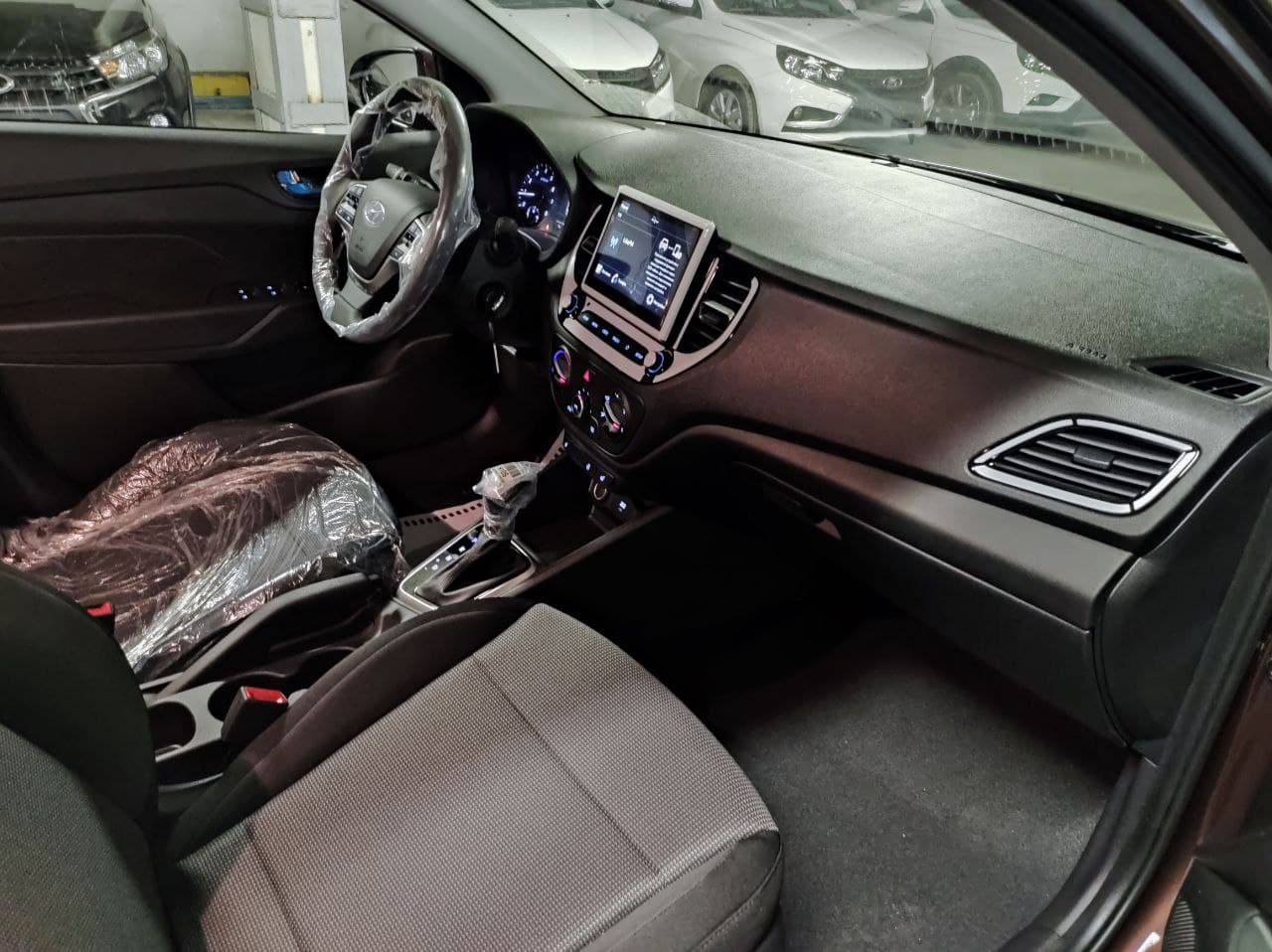 HYUNDAI Solaris миниатюра 9