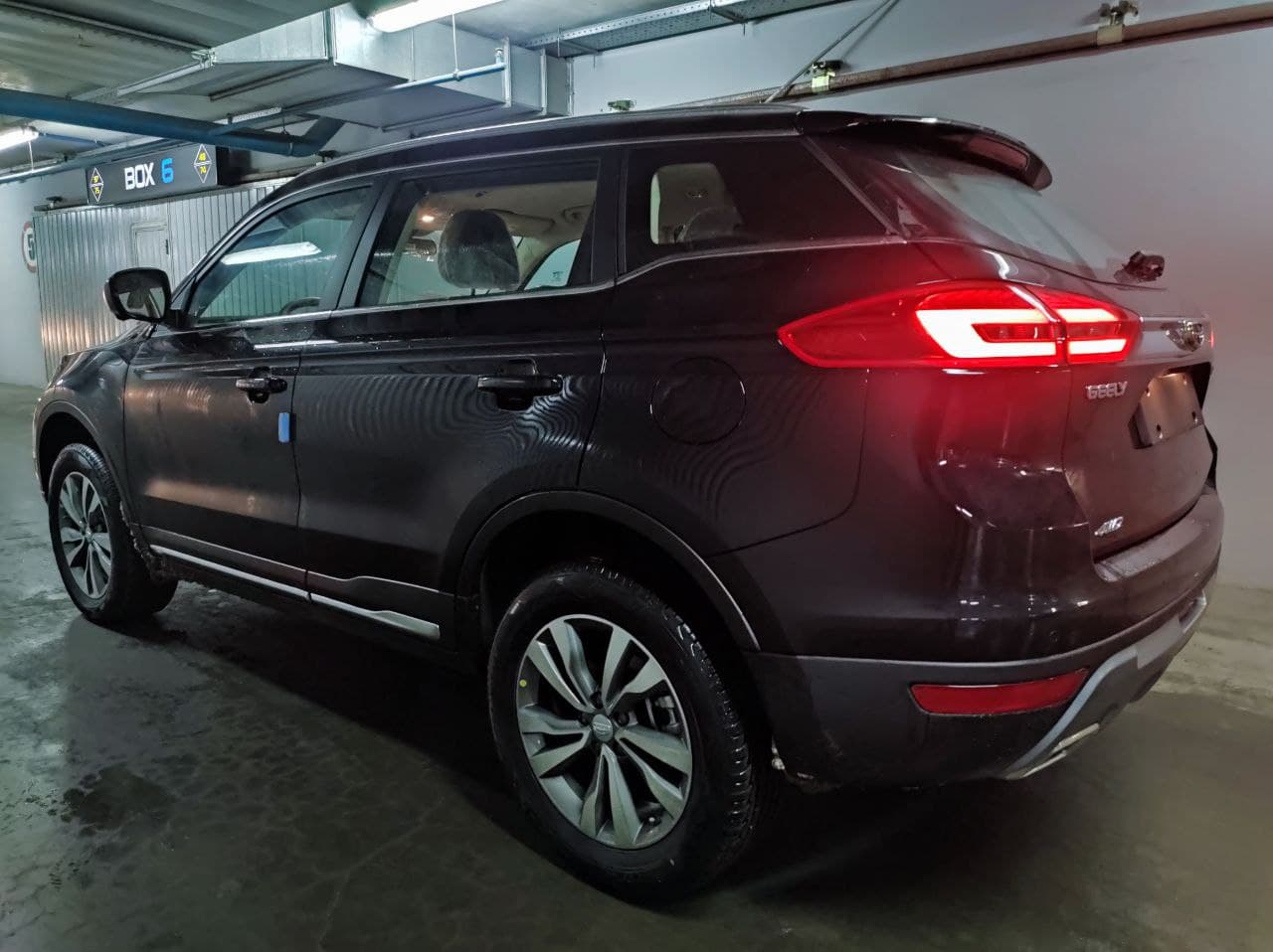 GEELY Atlas миниатюра 6