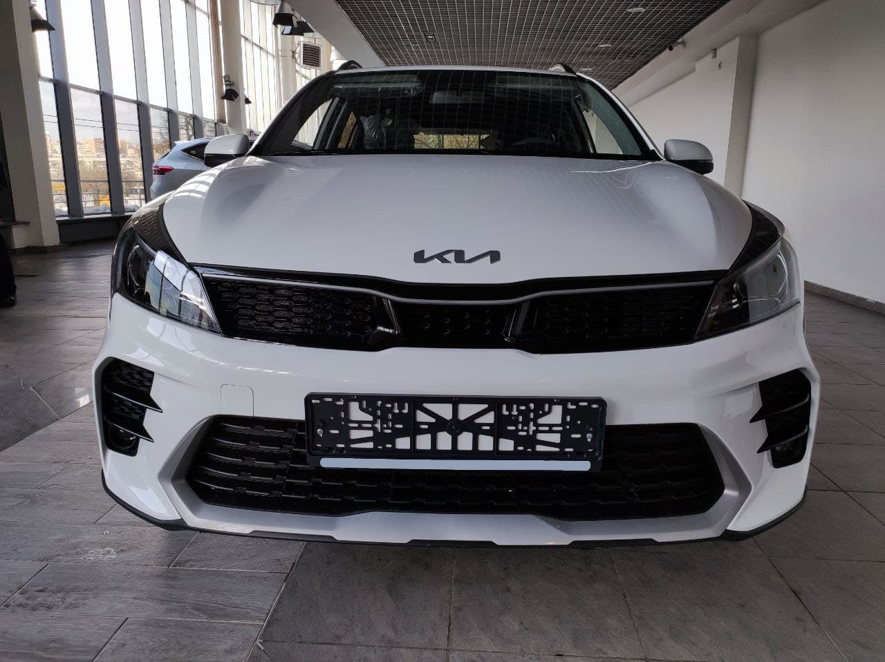 KIA Rio X миниатюра 2