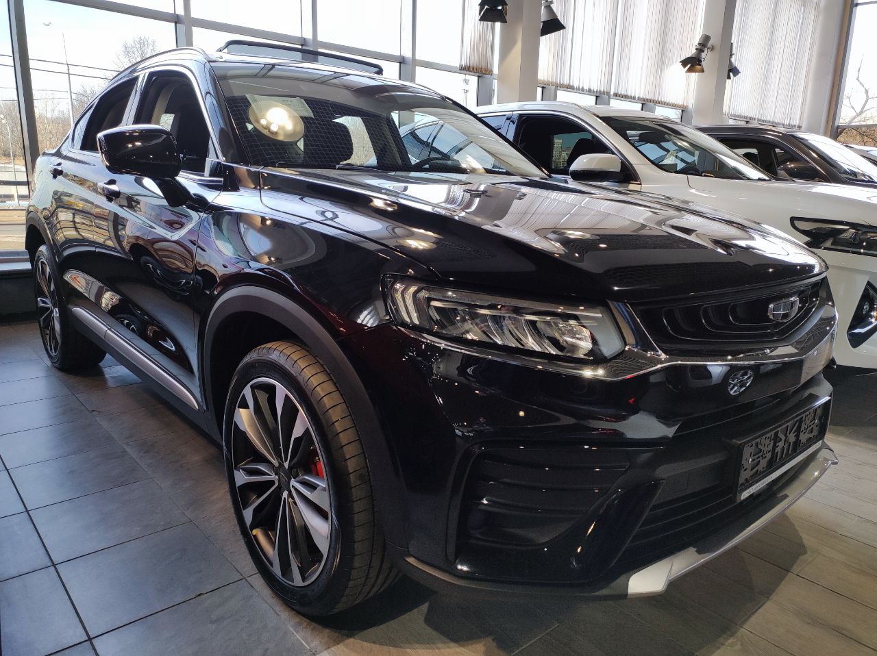 GEELY Tugella миниатюра 3
