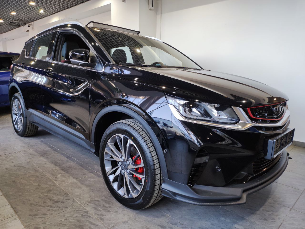 GEELY Coolray миниатюра 3