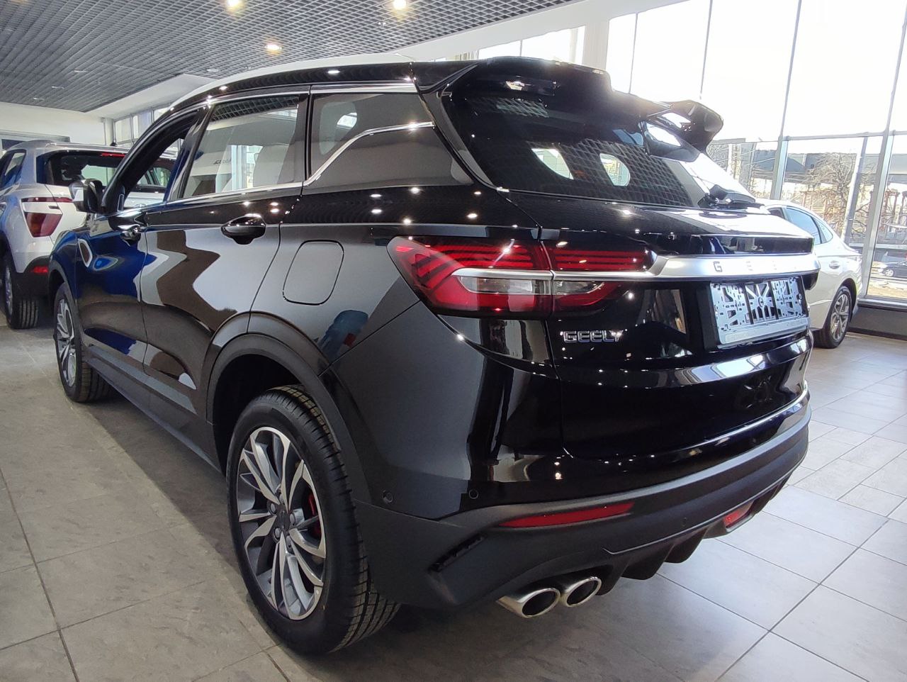 GEELY Coolray миниатюра 6