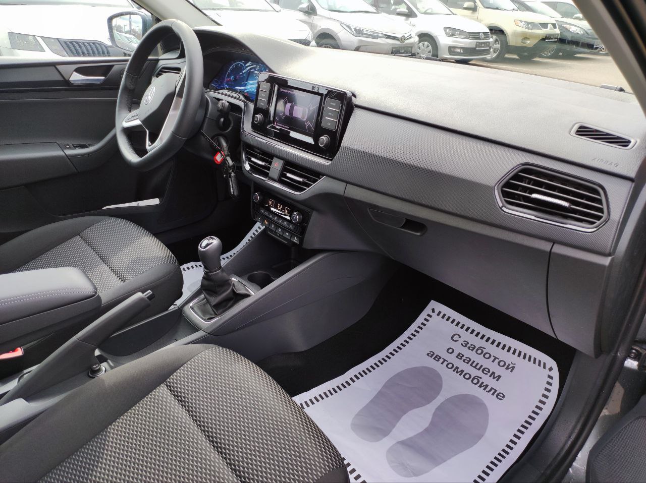 VOLKSWAGEN Polo миниатюра 9