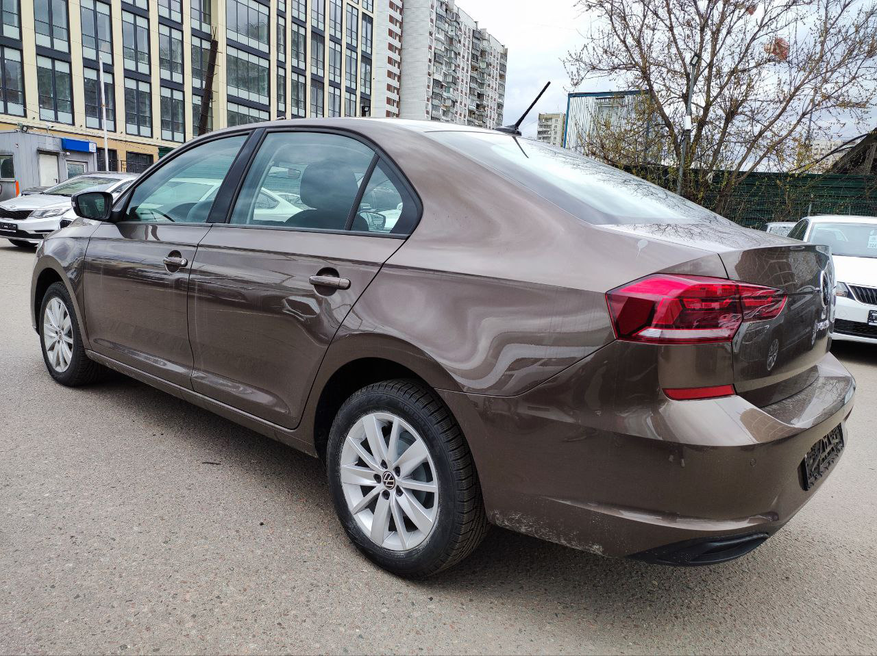 VOLKSWAGEN Polo миниатюра 6