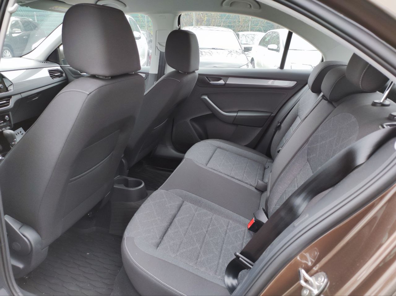 VOLKSWAGEN Polo миниатюра 9