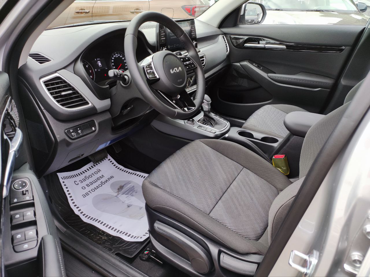 KIA Seltos миниатюра 7