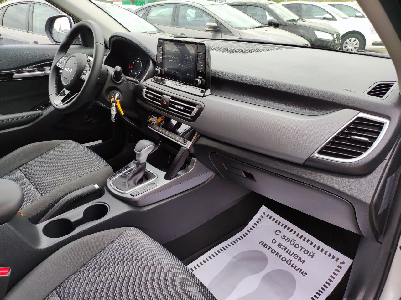 KIA Seltos миниатюра 9