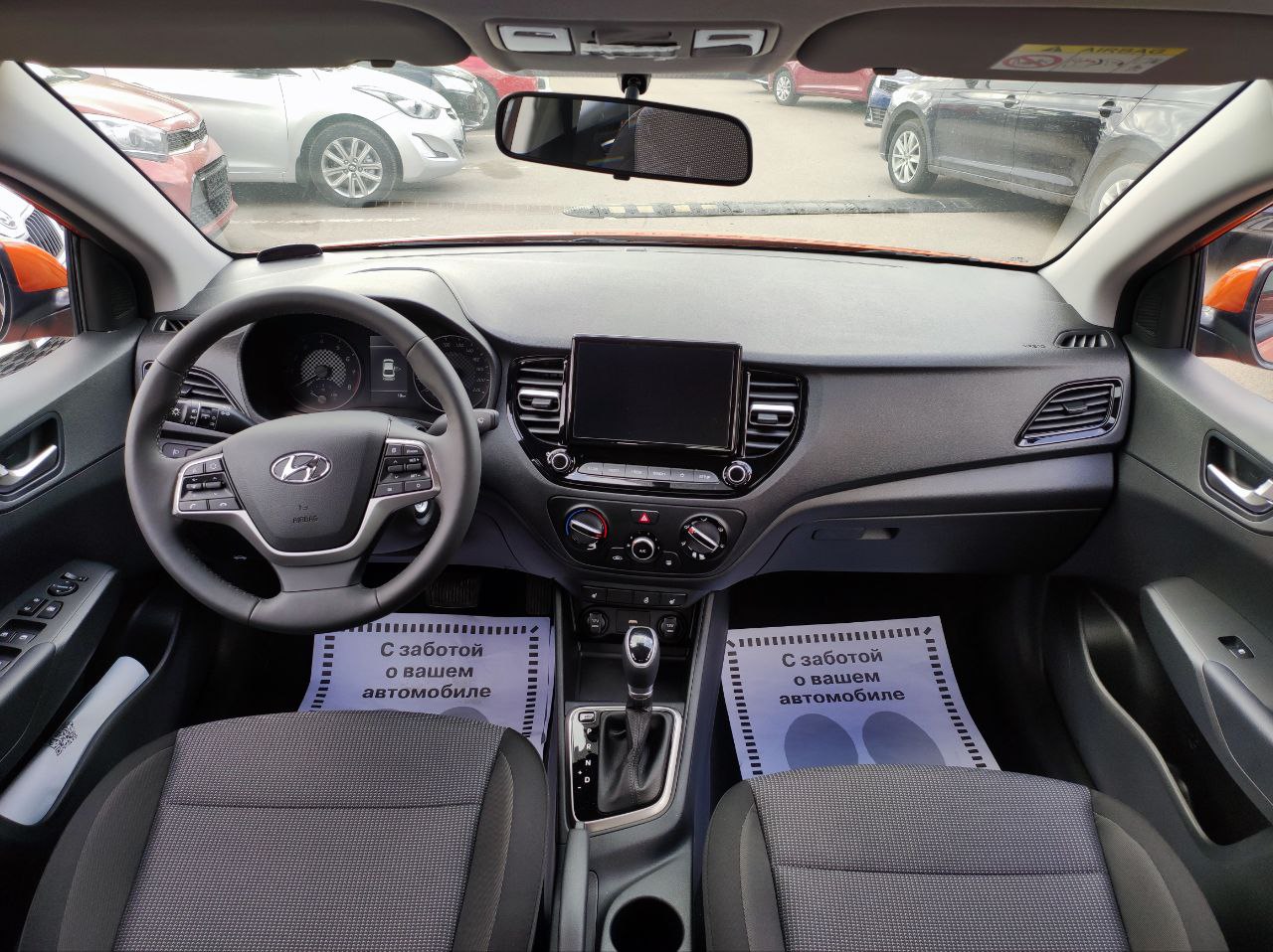 HYUNDAI Solaris миниатюра 8