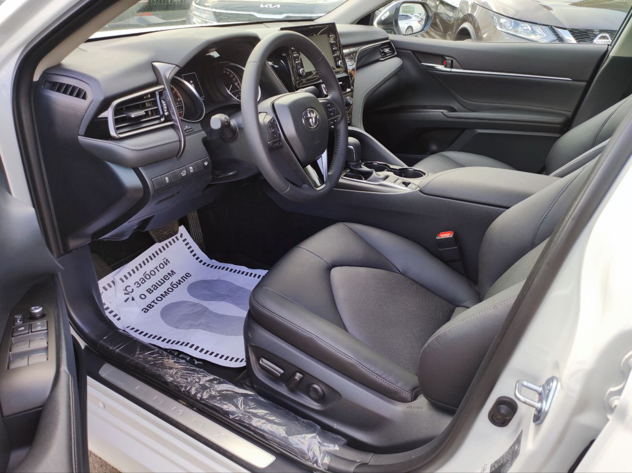 TOYOTA Camry миниатюра 7