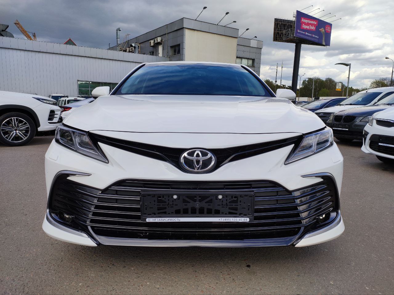 TOYOTA Camry миниатюра 2