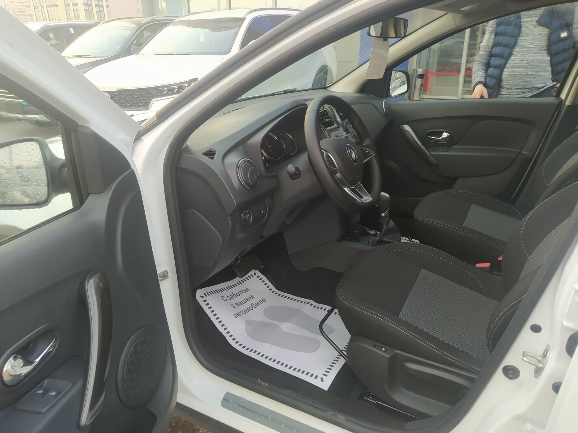 RENAULT Sandero Stepway миниатюра 7