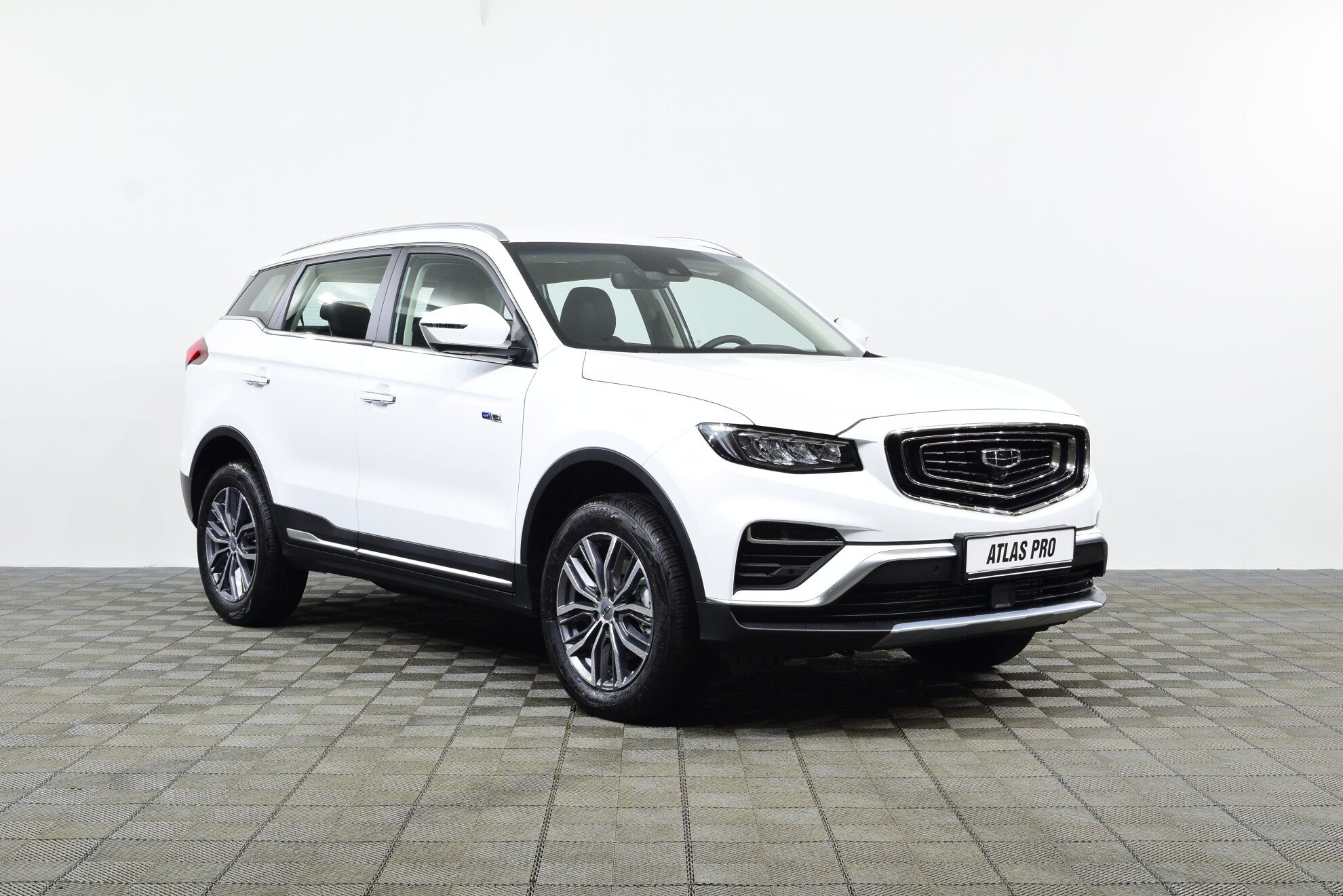 GEELY Atlas Pro миниатюра 3