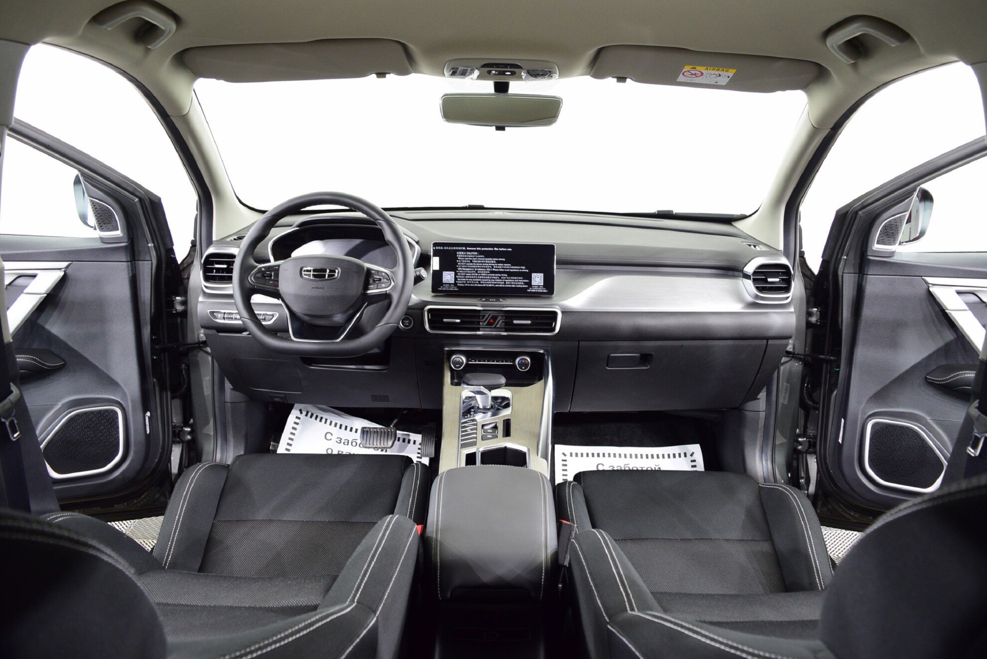 GEELY Coolray миниатюра 7