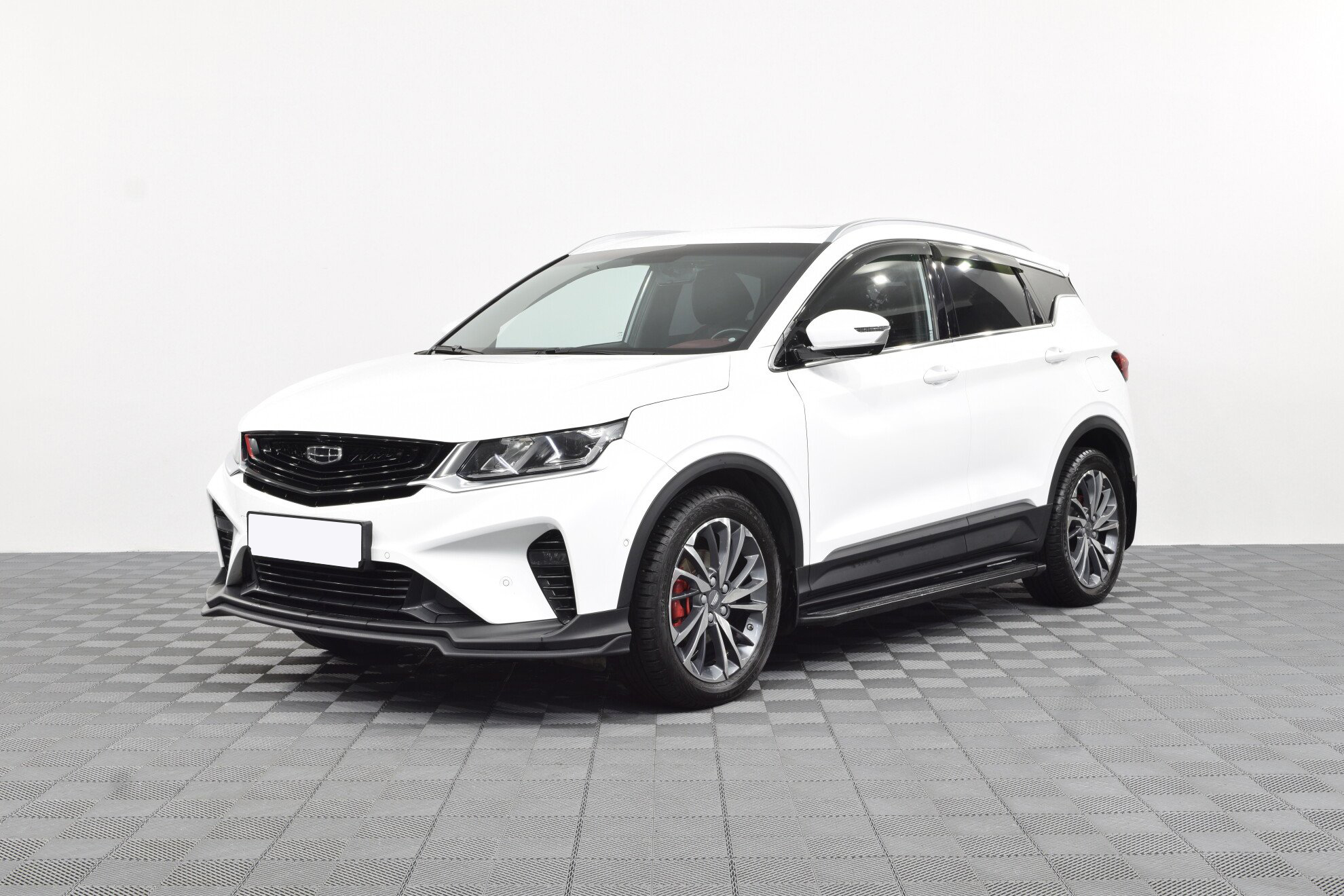 Превью GEELY Coolray