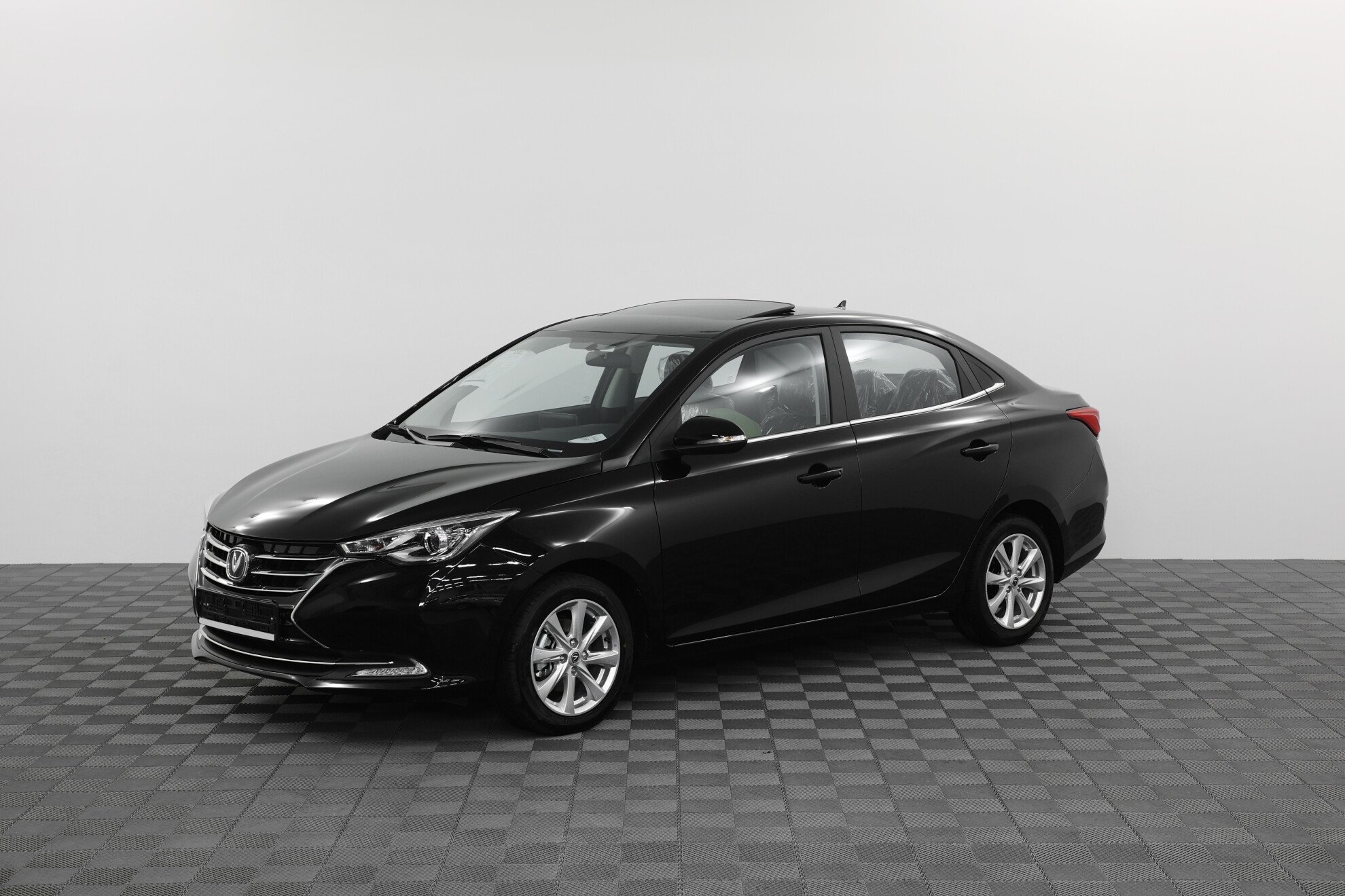 Превью CHANGAN Alsvin