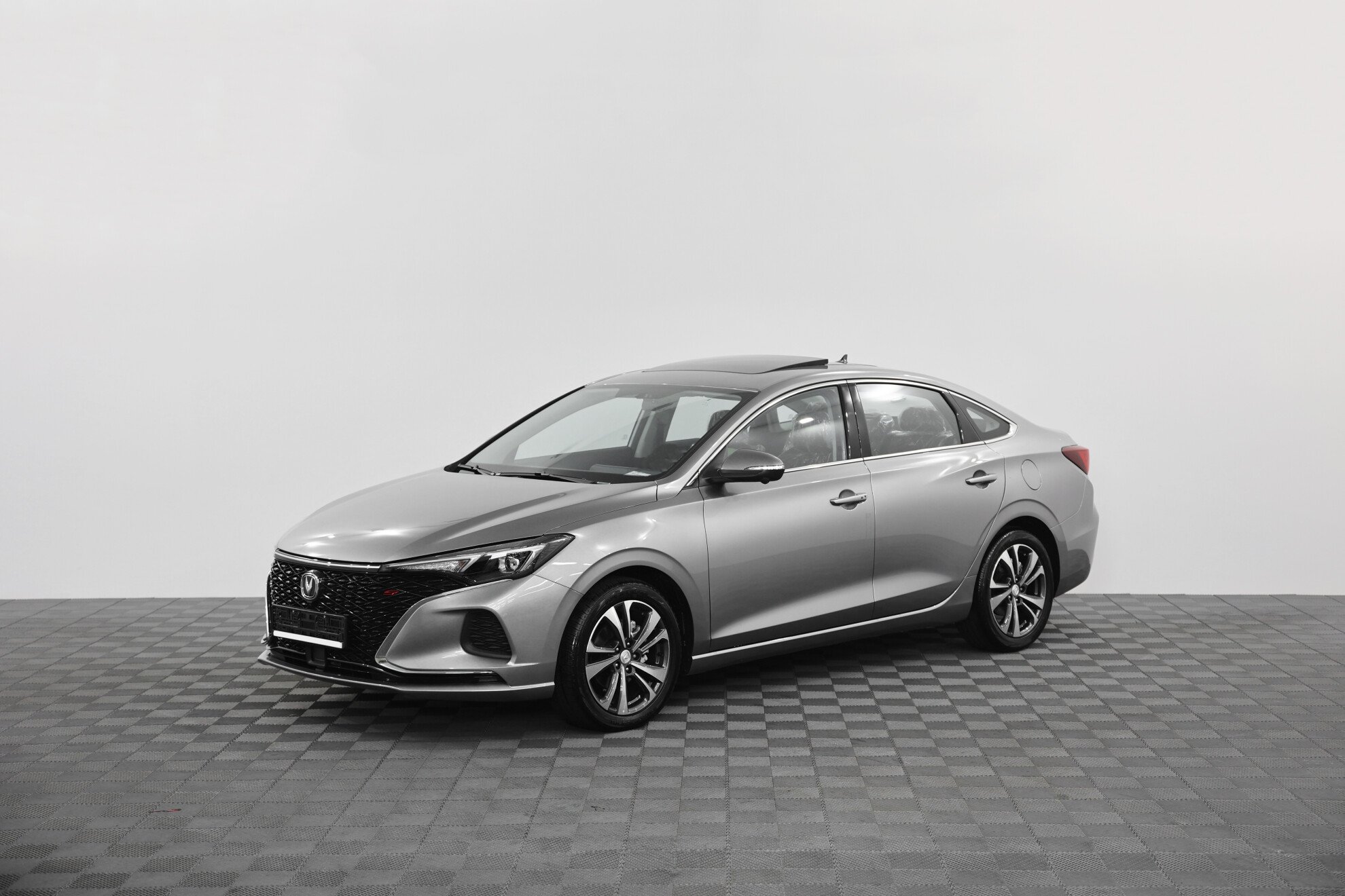 Превью CHANGAN EADOplus