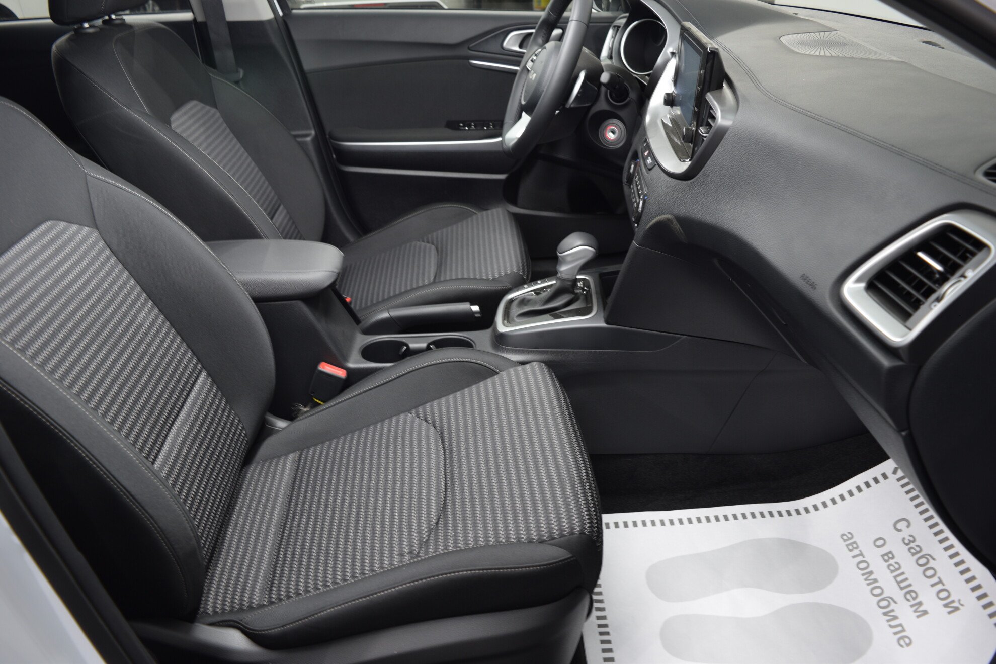 KIA Ceed SW миниатюра 8