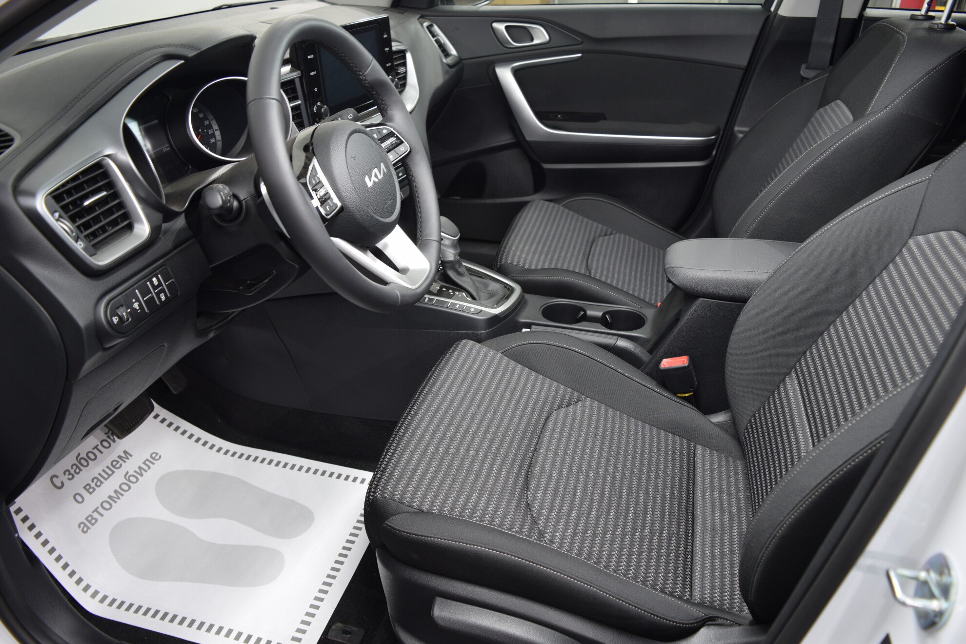 KIA Ceed SW миниатюра 6