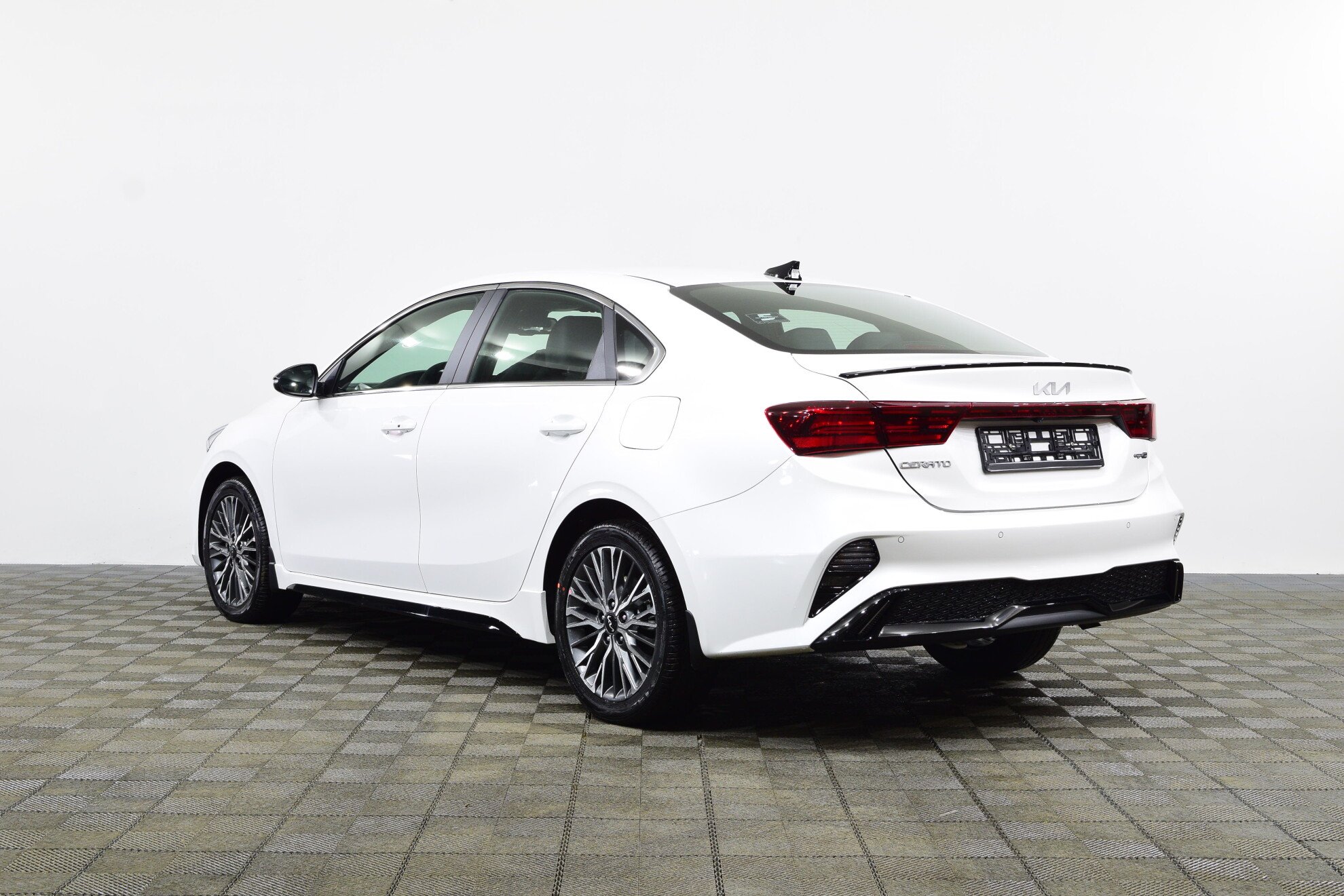KIA Cerato миниатюра 6