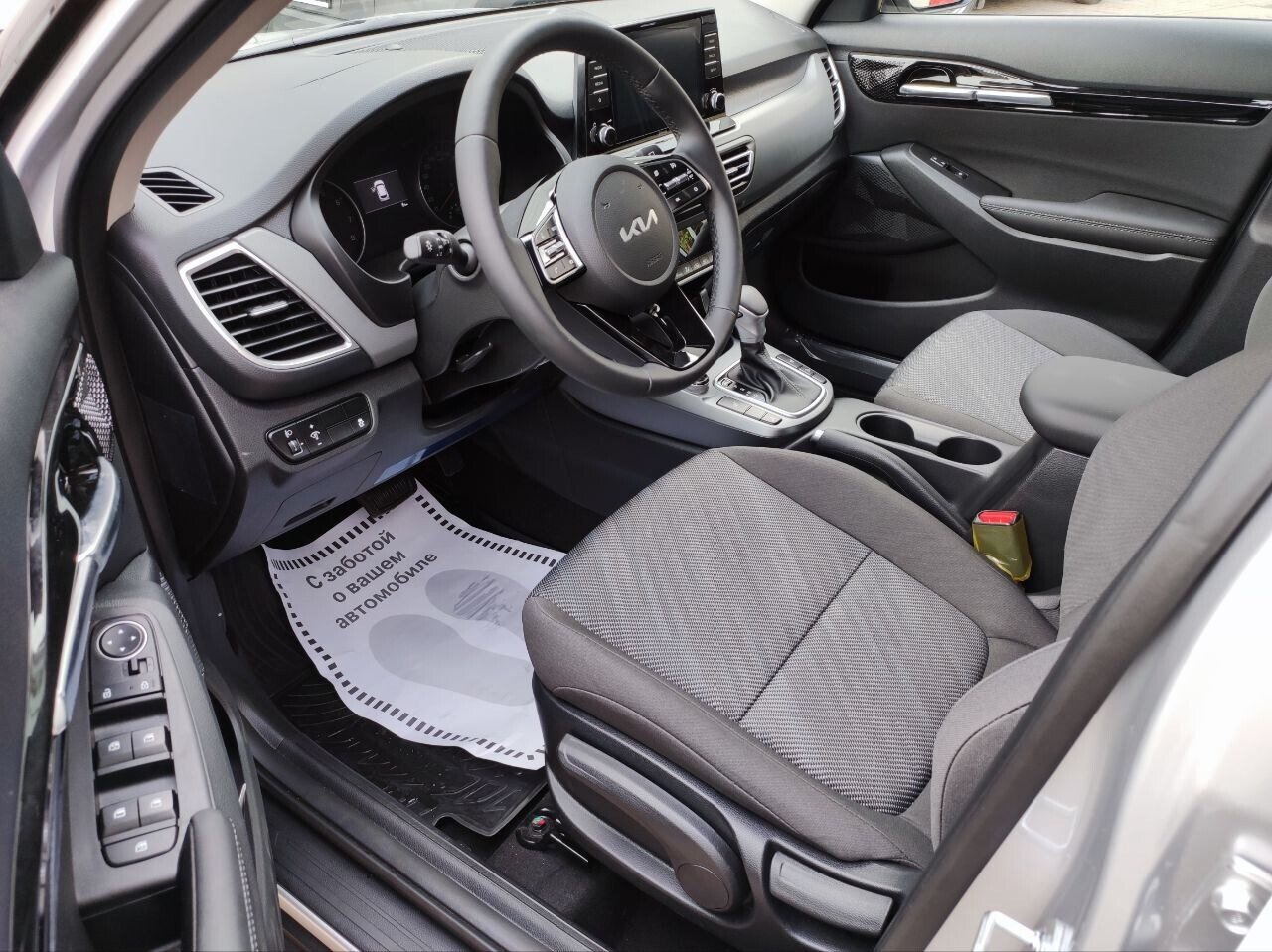KIA Seltos миниатюра 7