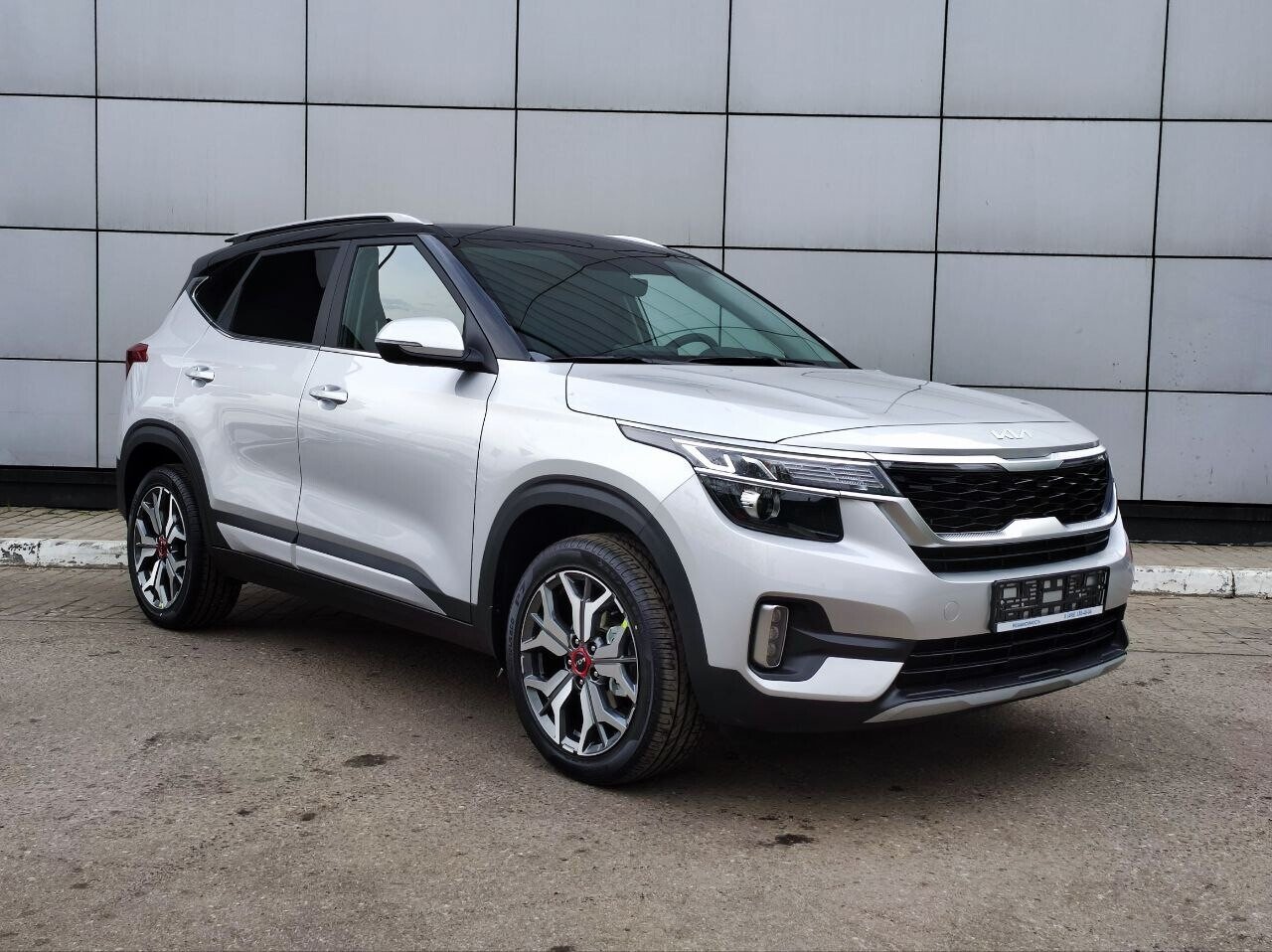 KIA Seltos миниатюра 3
