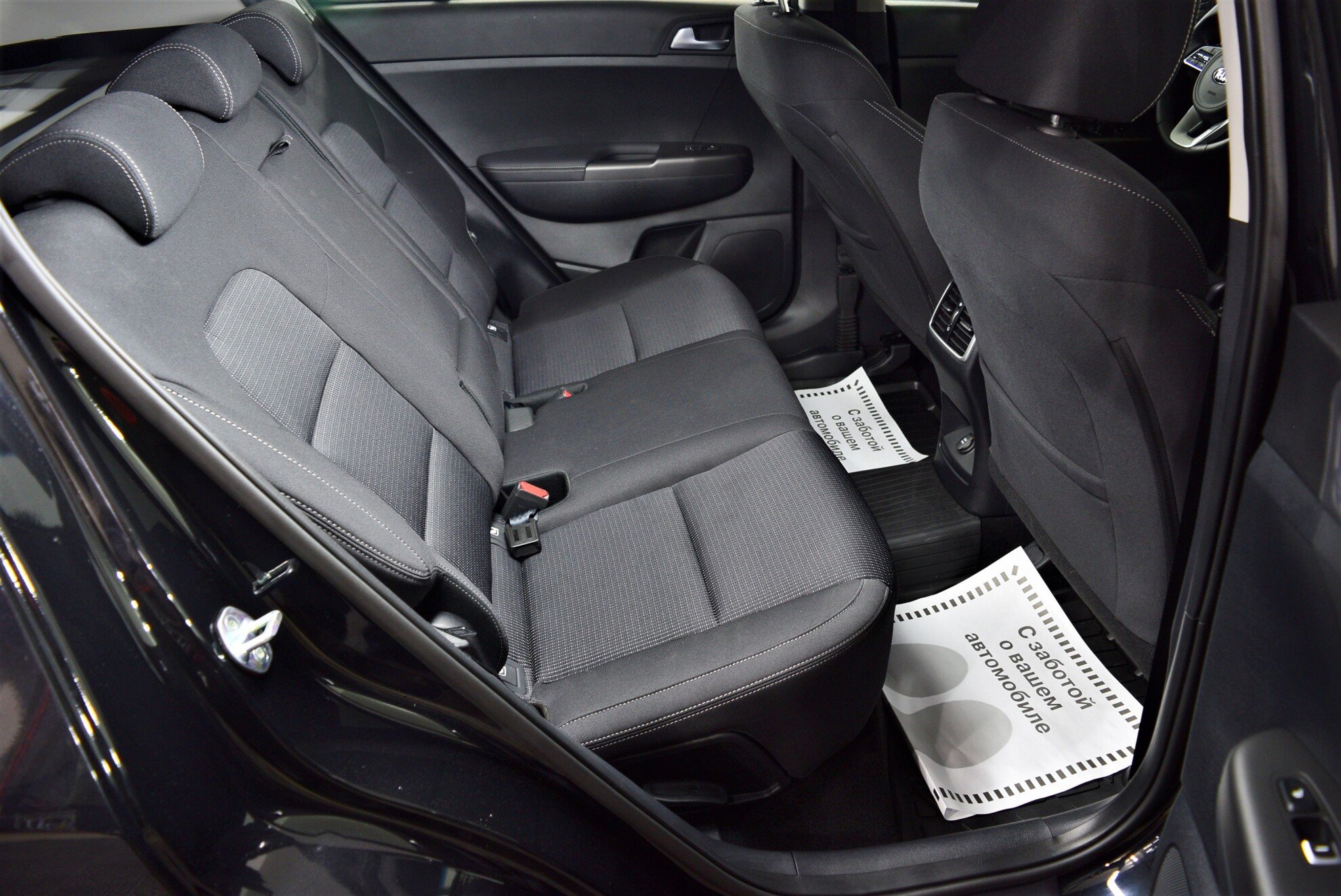 KIA Sportage миниатюра 10