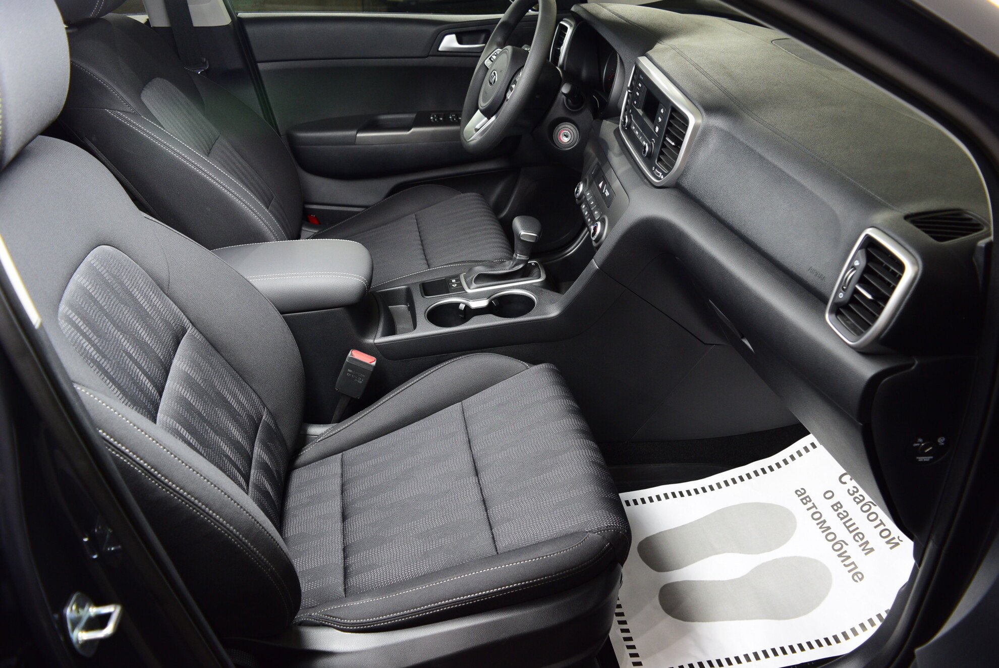 KIA Sportage миниатюра 8