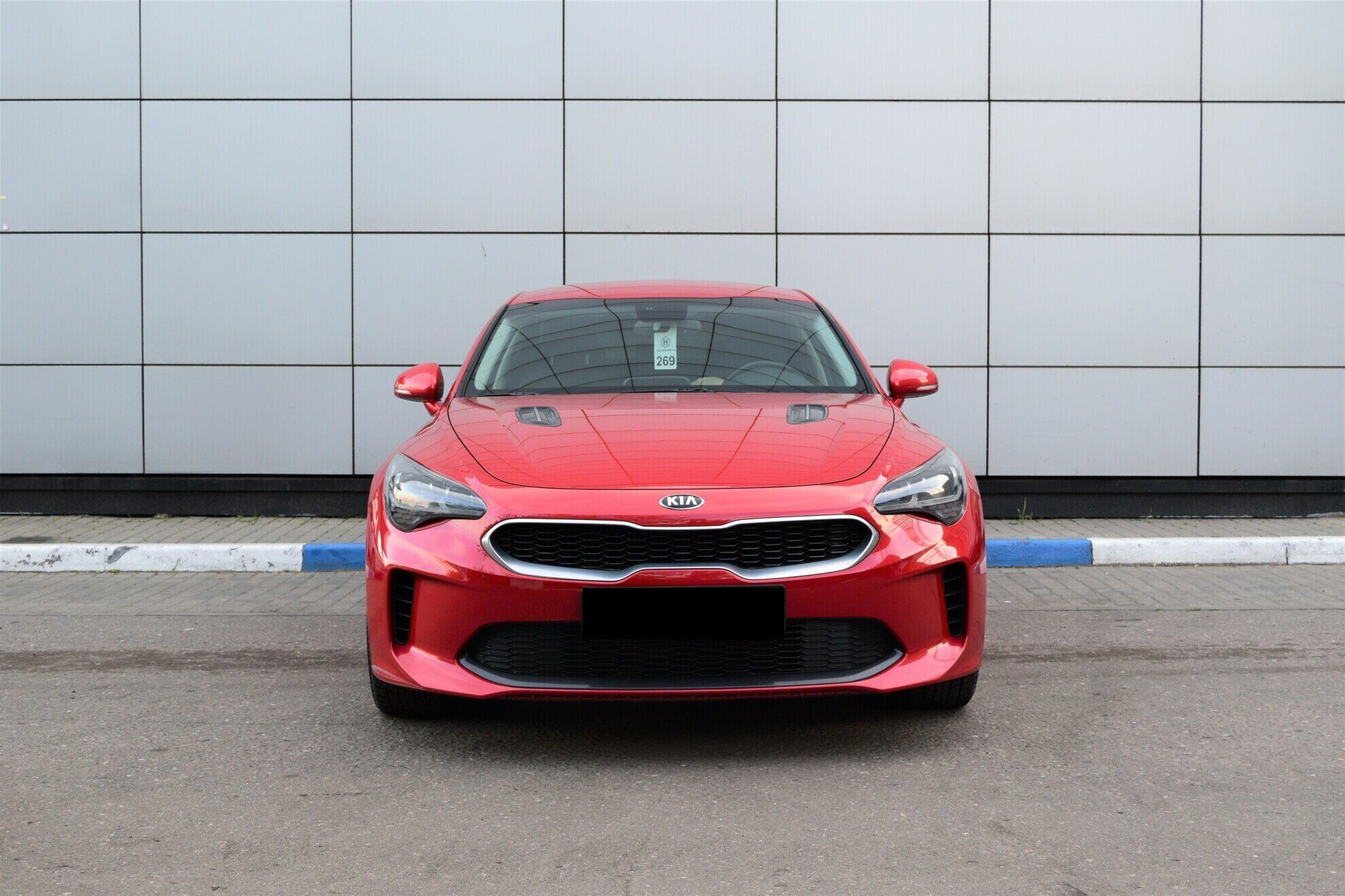 KIA Stinger миниатюра 2