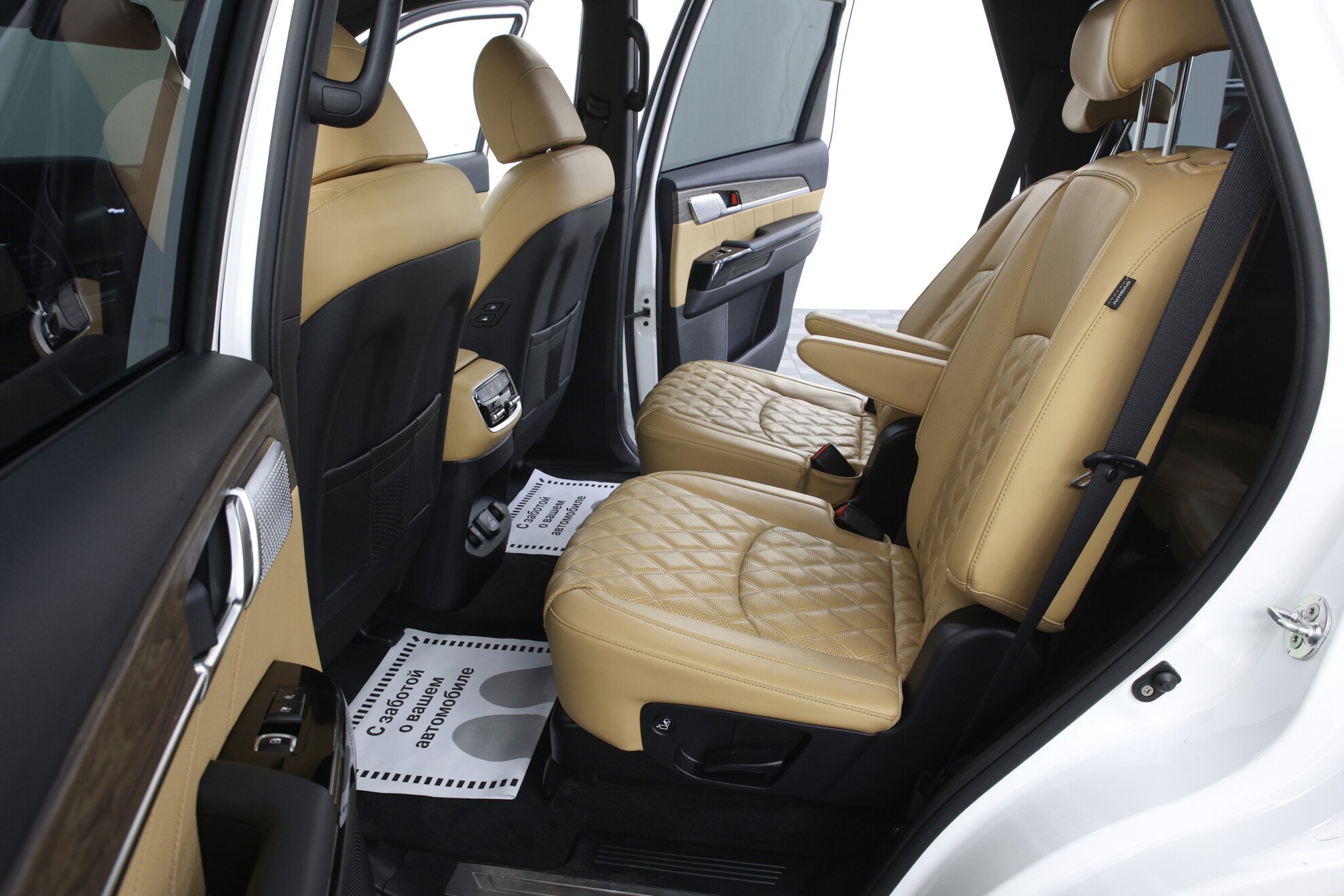 KIA Mohave миниатюра 10